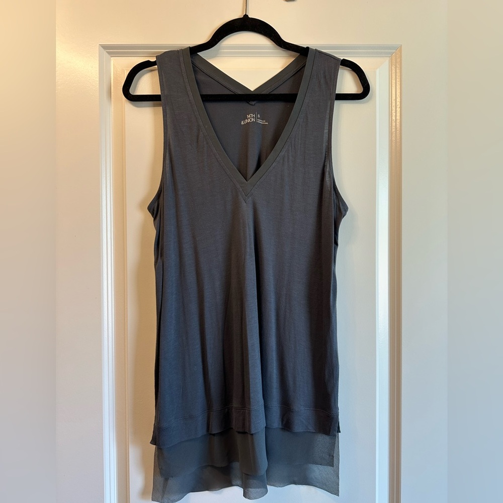 Women’s dressy shirt